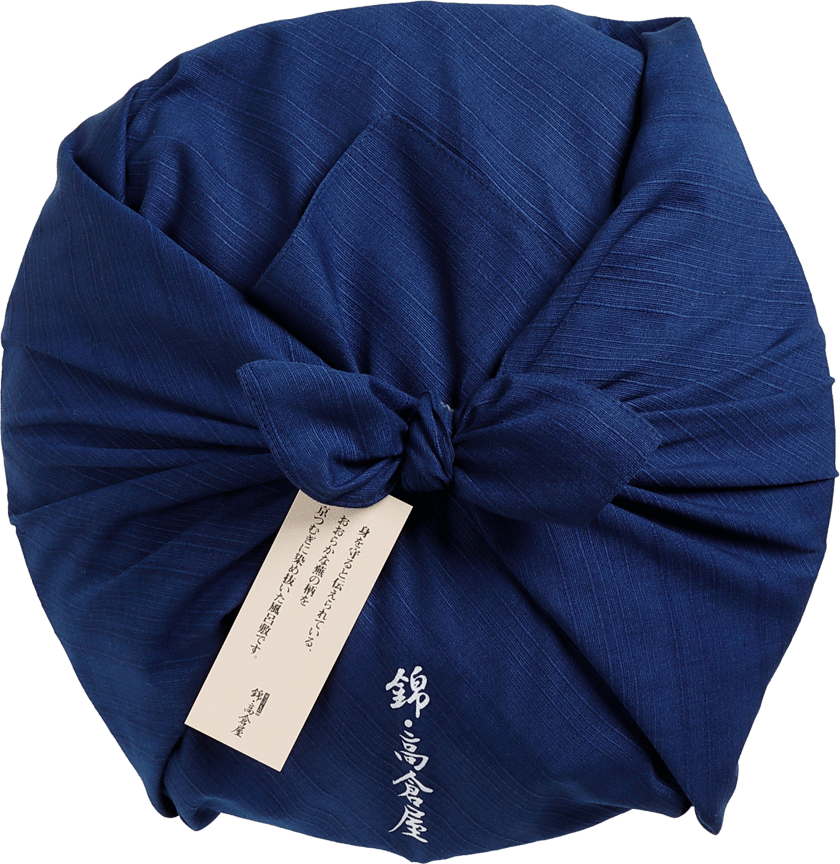 伝統技法「京紬」を染め抜いた風格ある風呂敷。